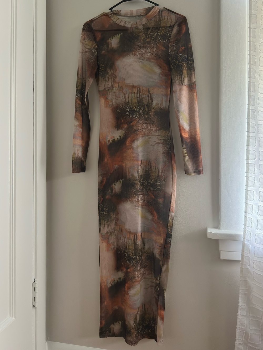 Long Sleeve Abstract Print Maxi Dress
